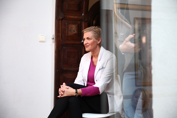 Dr Magdalena Janeczek, klinika BeautyGroup Artplastica