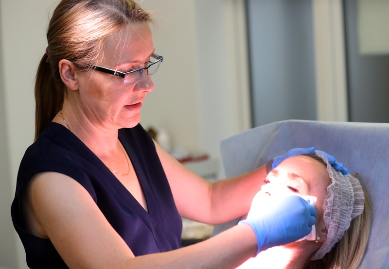 dr Magdalena Dembińska - certyfikowany trener firmy Allergan